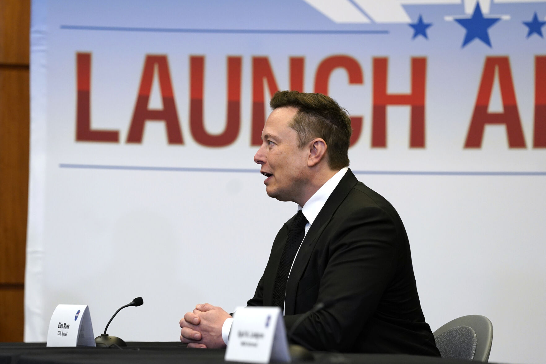 2020: Trump SpaceX